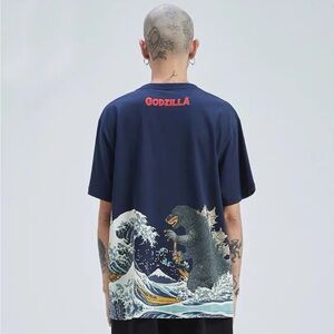 Godzilla vs. Kanagawa Great Wave T-Shirt size M from Japan